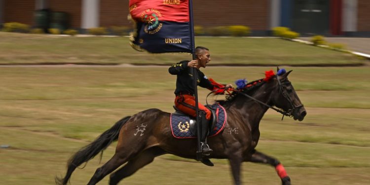 Presidente Bernardo Arévalo resalta fortalecimiento del Ejército en la construcción de una Guatemala democrática