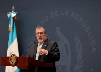 Ejecutivo presentará iniciativa para fijar precio máximo del diésel en 39 quetzales