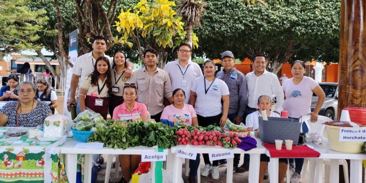 Promueven la comercialización directa con la Feria del Agricultor en Sansare