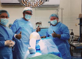 Hospital Melchor de Mencos realiza jornada de reemplazo de prótesis de rodilla