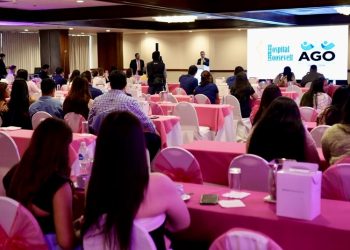 Simposio de Cáncer de Mama impulsa el abordaje integral y la actualización médica 