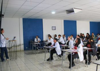 Fortalecen conocimientos sobre atención integral en salud mental en Huehuetenango