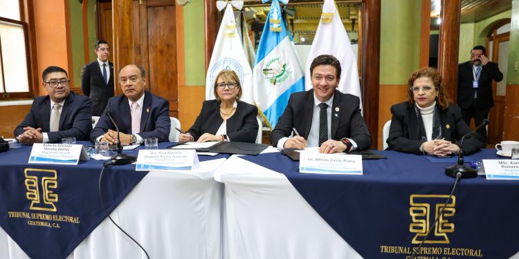 IGM y TSE articulan acciones para facilitar el voto en el exterior