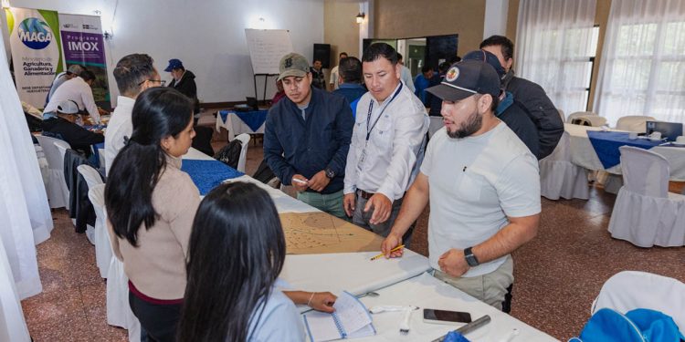 Taller regional impulsan gestión sostenible del recurso hídrico y suelo en Huehuetenango