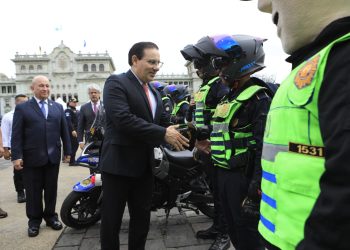 Tránsito PNC presenta nueva unidad élite motorizada
