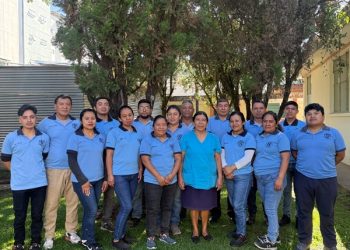 Un legado de dedicación: reconocimiento a colaborador con 30 años de servicio