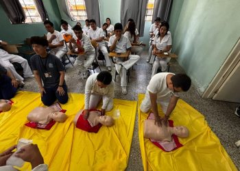 Hospital Regional de Cobán impulsa curso de reanimación cardiopulmonar