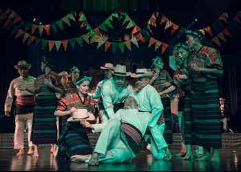 El Ballet Moderno y Folklórico y sus ilustres marimbas se presentaron en el X Festival Patrio