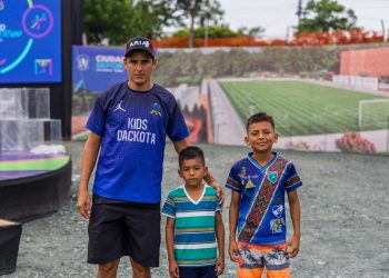 El sueño de Neymar y los niños de Izabal comienza en la Ciudad Deportiva en Los Amates