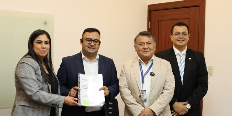 CIV da seguimiento al proyecto de internacionalización del aeródromo Los Altos Quetzaltenango