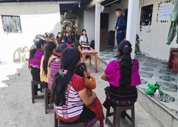Mujeres de San Sebastián, Huehuetenango rescatan la simbología de la indumentaria Mam