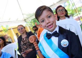 Mineduc fortalece la democracia y el liderazgo en las aulas