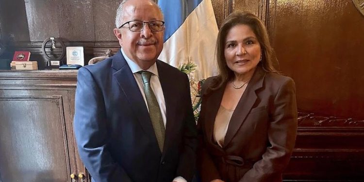 Guatemala y el Foro Económico Mundial abordan asuntos de competitividad e innovación