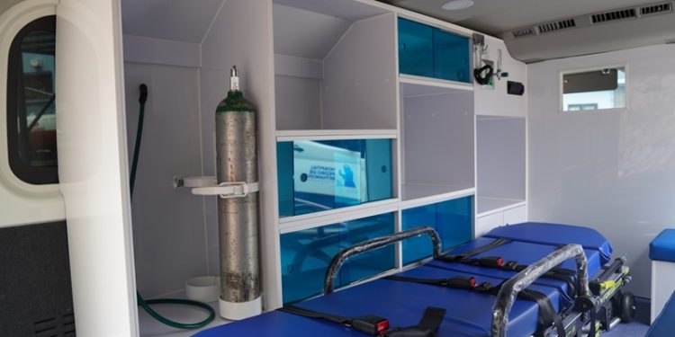Hospital Pedro de Bethancourt incorpora nuevas ambulancias que refuerzan la atención de pacientes para traslados