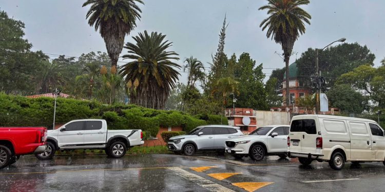 Prepara el paraguas para este fin de semana, se pronostican lluvias en el territorio nacional.