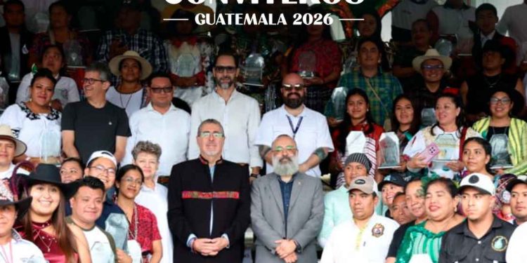 Conviteros reciben reconocimiento por mantener viva esta tradición