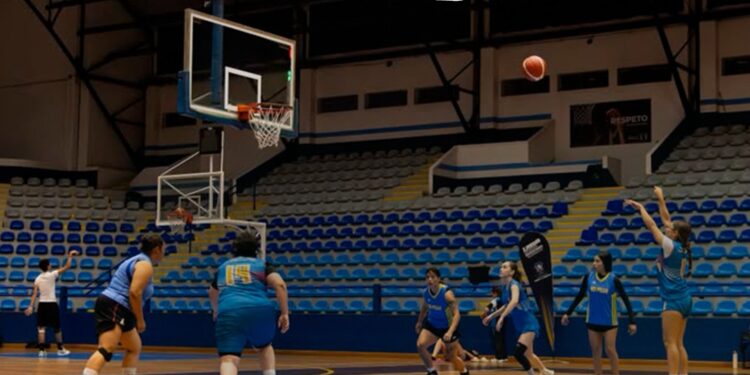 Baloncesto universitario define sus cruces de semifinales