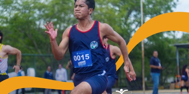 ¡Velocidad, fuerza y pasión en la pista universitaria!