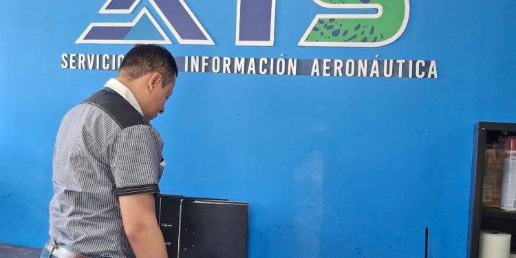 Conoce qué información necesita una tripulación antes y durante un vuelo