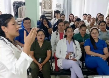 Capacitación impulsa una mejor atención clínica para la niñez en Jalapa