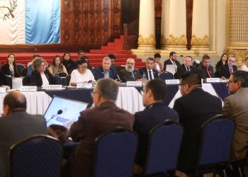 Autoridades del MCD participan en reunión del CONADUR que abordó avances y prioridades para el desarrollo del país