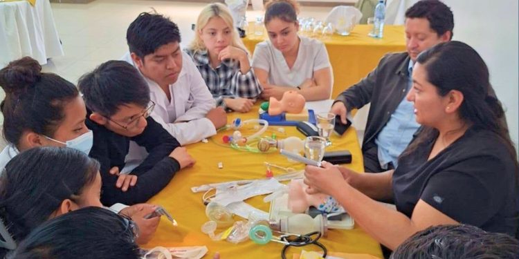 Personal médico refuerza capacidades para la atención oportuna del recién nacido en Huehuetenango