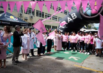 “Nuestra Lucha es Rosa”: Esperanza y solidaridad contra el cáncer de mama se unen en la tercera edición de la carrera del Hospital Roosevelt