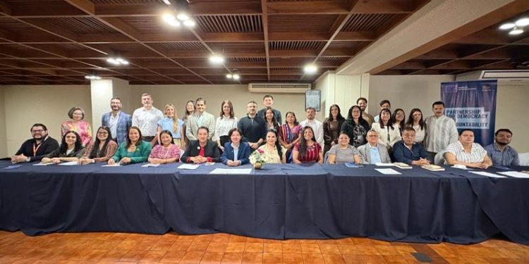 Guatemala comparte experiencias de gobierno abierto en diálogo regional