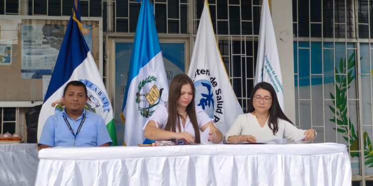 Población de Puerto Barrios ya es atendida en la nueva Gran Farmacia PROAM