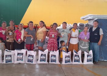 Entrega de semillas fortalece producción de alimentos en municipios priorizados por Mano a Mano