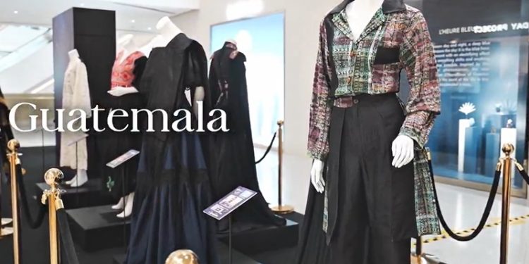 Creatividad guatemalteca se luce en la Amazing Thailand Global Thai Silk Exhibition 2026