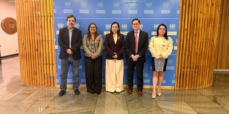 Guatemala y la CEPAL exploran oportunidades de cooperación en comercio y desarrollo productivo