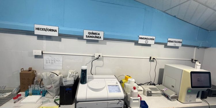 Modernización y fortalecimiento del laboratorio del Distrito de Salud de Guazacapán beneficia a población 