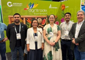 Consulado en Miami acompaña a empresas guatemaltecas en The Global Produce & Floral Show 2026