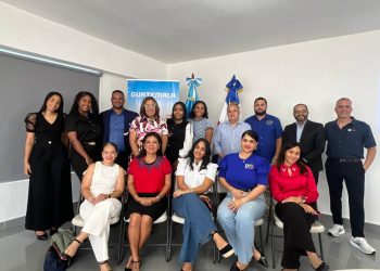 Consejería Comercial y Arajet promueven en República Dominicana la riqueza turística de Guatemala