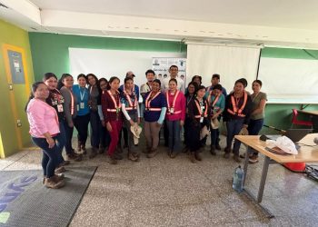 Más de 300 trabajadores reciben orientación sobre salud mental en Jalapa