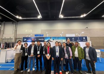 Consejería Comercial acompaña a VESTEX en feria internacional de textiles en Oregón