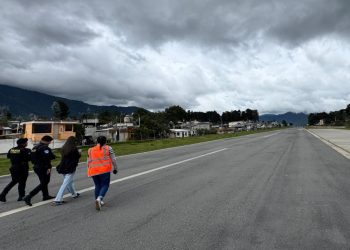 DGAC fortalece conocimientos de la PNC sobre seguridad e infraestructura de aeródromos