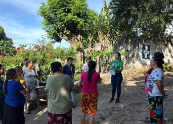 Familias jutiapanecas asisten a talleres de emprendimiento y elaboración de artesanías