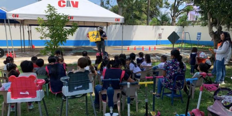 Los “Peques” aprenden sobre seguridad vial en el Día del niño