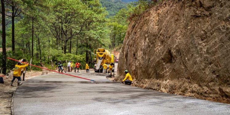 Pavimentación de camino rural beneficia a más de 14 mil habitantes de Pachalum