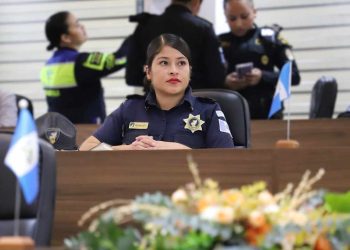 Mujeres se capacitan en protección y seguridad ante crisis