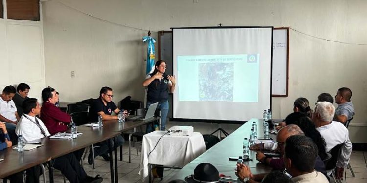 SIT fortalece la coordinación para atender emergencias en Guatemala