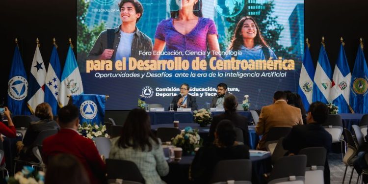 SIT impulsa el diálogo regional sobre inteligencia artificial