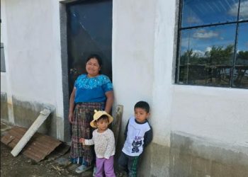 Un hogar propio llega a 28 familias de San Andrés Semetabaj