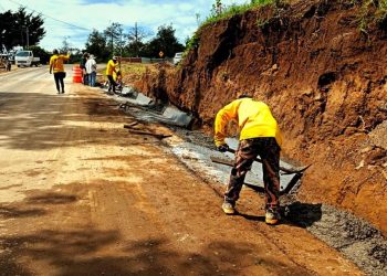 Construcción de cunetas en Sololá beneficia a más de 90 mil habitantes
