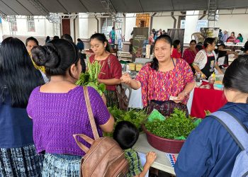 Celebran la Feria del Agricultor en San Pedro Carchá
