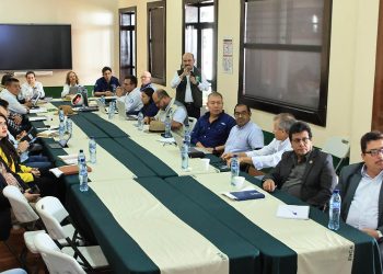 Representantes  del sector agrícola ampliado conocen avances del programa Suelos y Agua para el Futuro