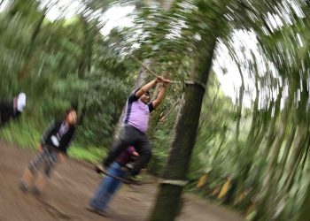 Servidores Cívicos disfrutan convivencia y conectan con la naturaleza en el Cerro Alux