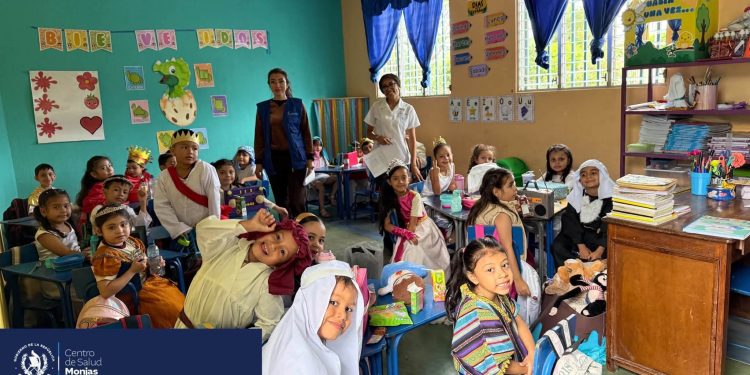 Salud Escolar: Vacunación y desparasitación llegó a centros educativos de Monjas, Jalapa